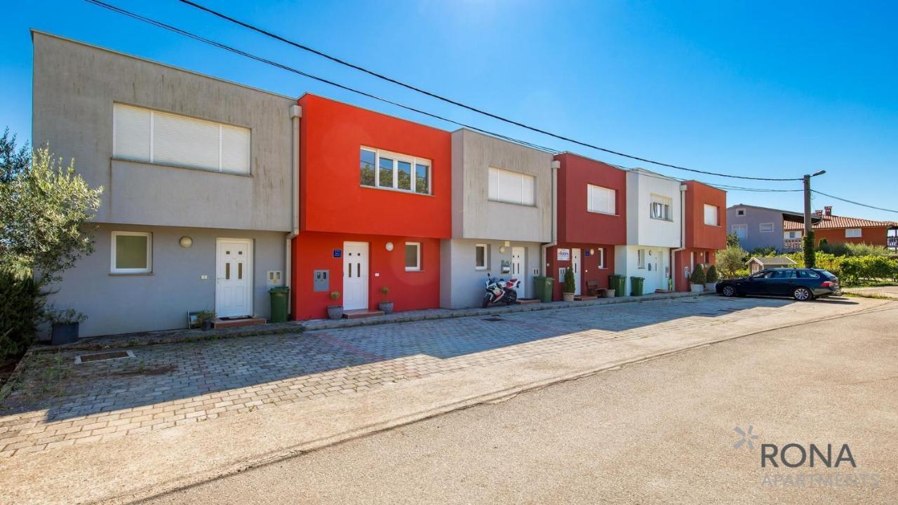 Rona Apartment Denis 乌马格 外观 照片