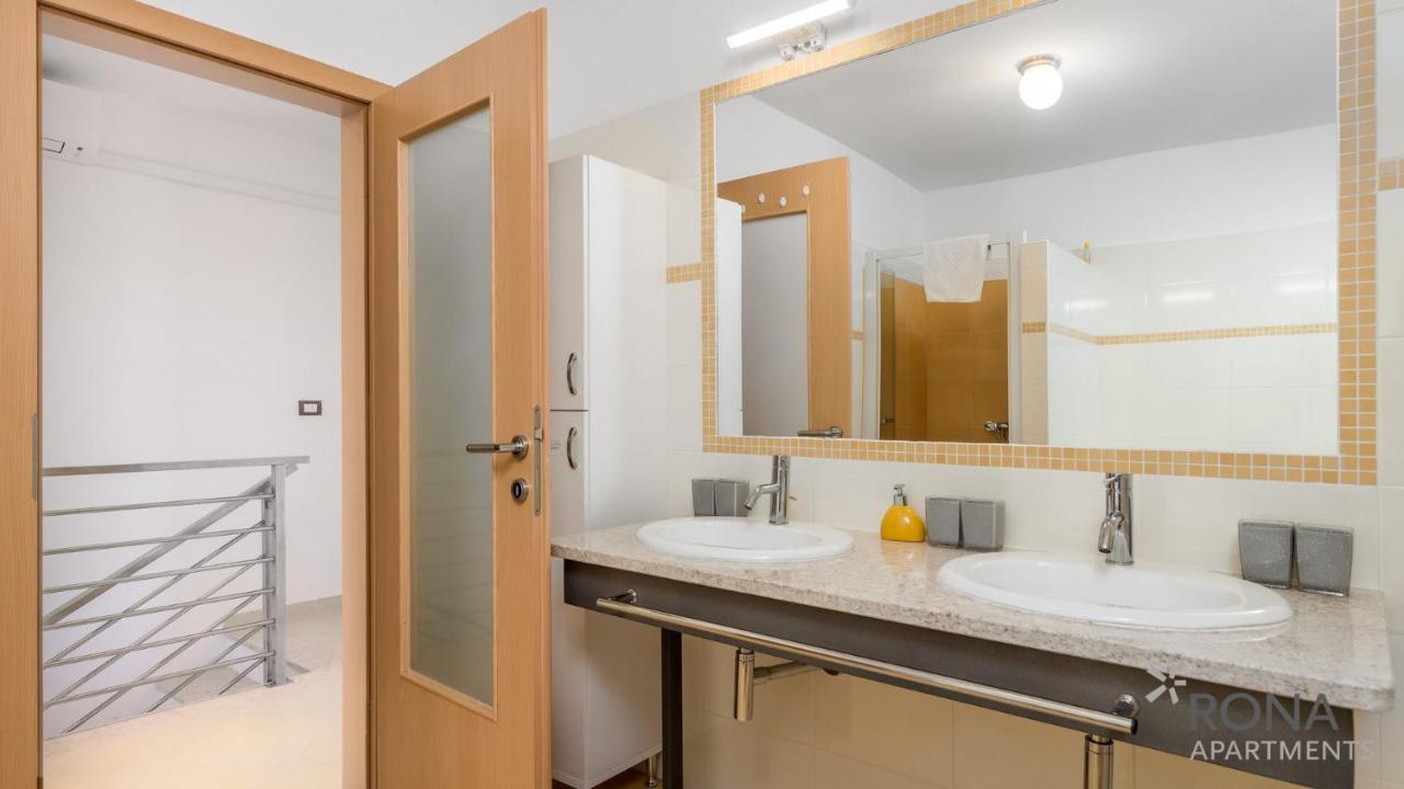 Rona Apartment Denis 乌马格 外观 照片