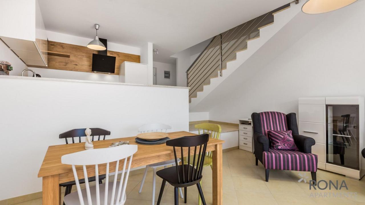 Rona Apartment Denis 乌马格 外观 照片